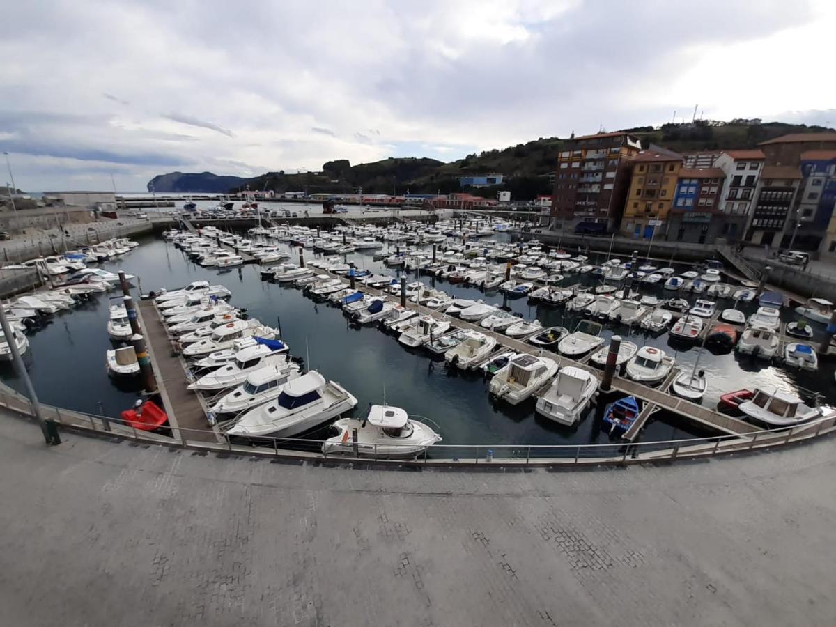 Andra Mari Portua * Bermeo
